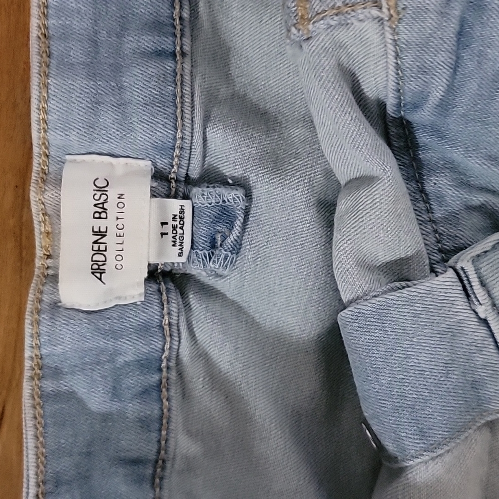 Button up skirt - Picture 2 of 3
